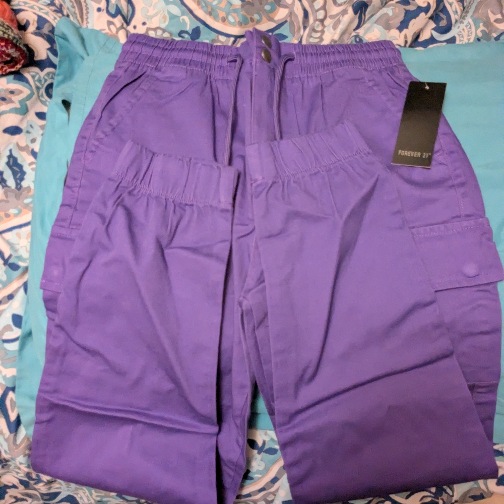 NWT Forever 21 Purple Cargo Joggers